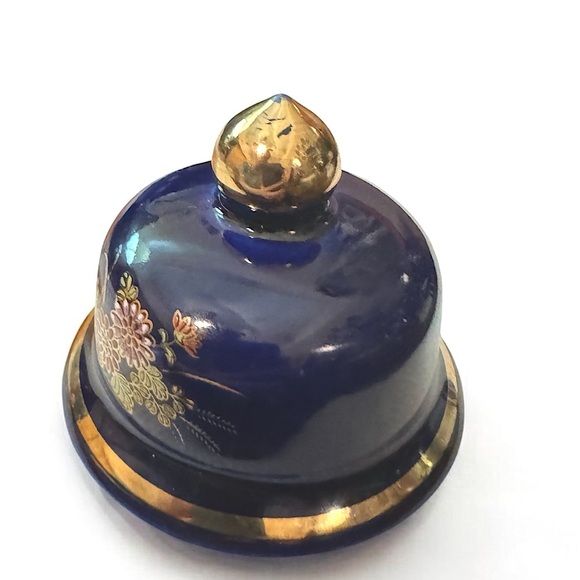 1970’s Kutani Cobalt Blue Porcelain Ginger Jar Vase & Lid (8”) - Picture 10 of 13